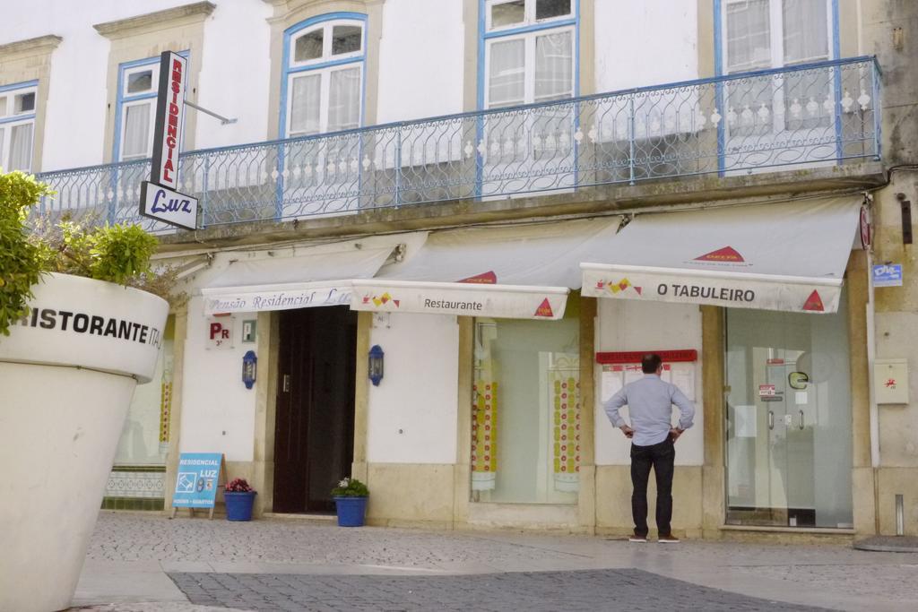 Hotel Residencial Luz à Tomar Extérieur photo